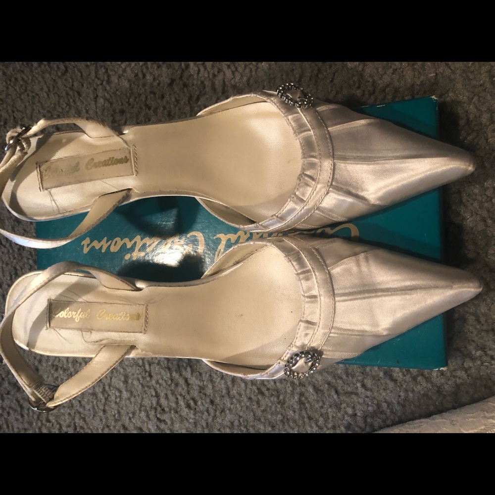 Dyeable white satin sling back heel